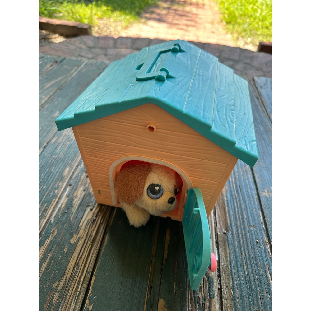 Little Live Pets My Puppy's Home Moose Toys Plush Doghouse Playset Teal Peach
